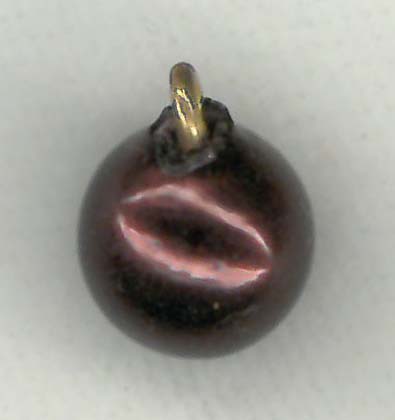 ROUND PEARL BUTTON - SIZE 10 - DK WINE